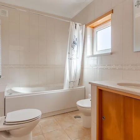 Pérola Da Lagoa * Vau (Obidos)