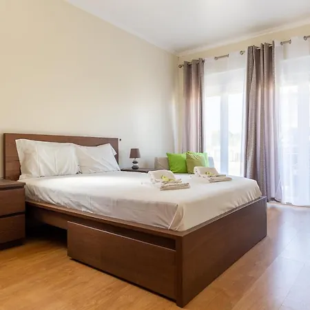 Pérola Da Lagoa Vau (Obidos)